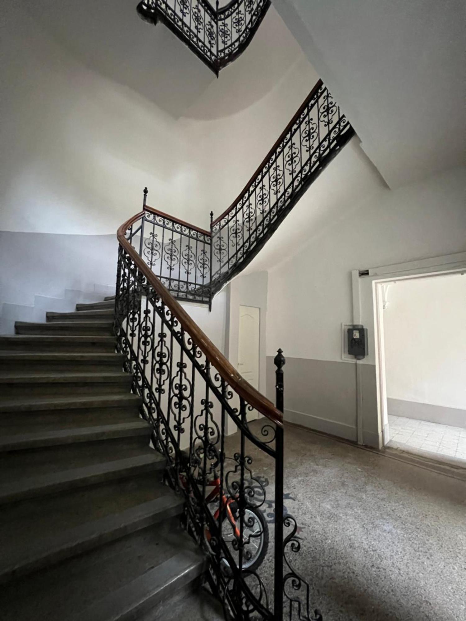 Modern Penthouse In A Century Old Building Апартаменты Будапешт